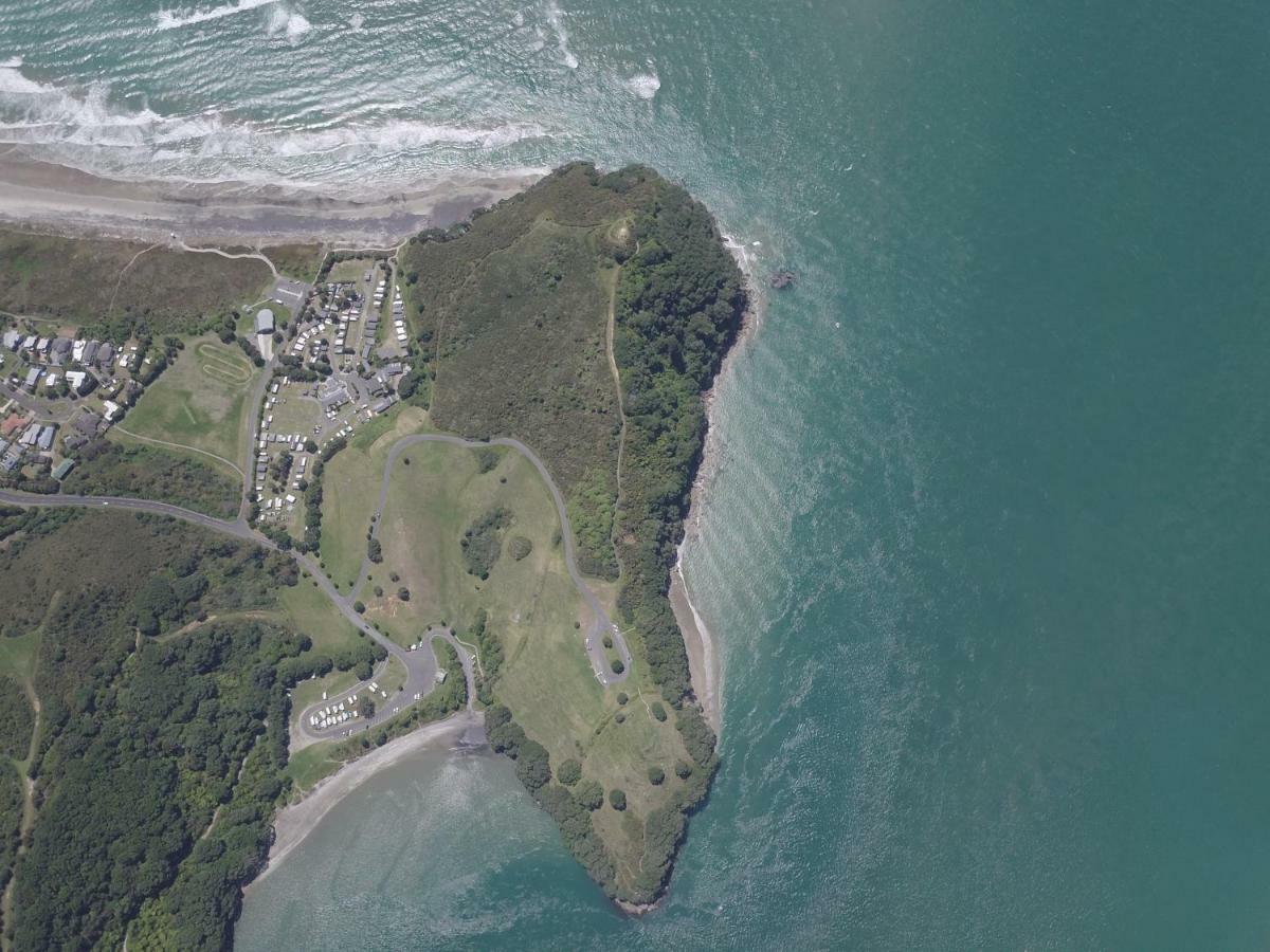 Beaches Motel Waihi Exterior photo